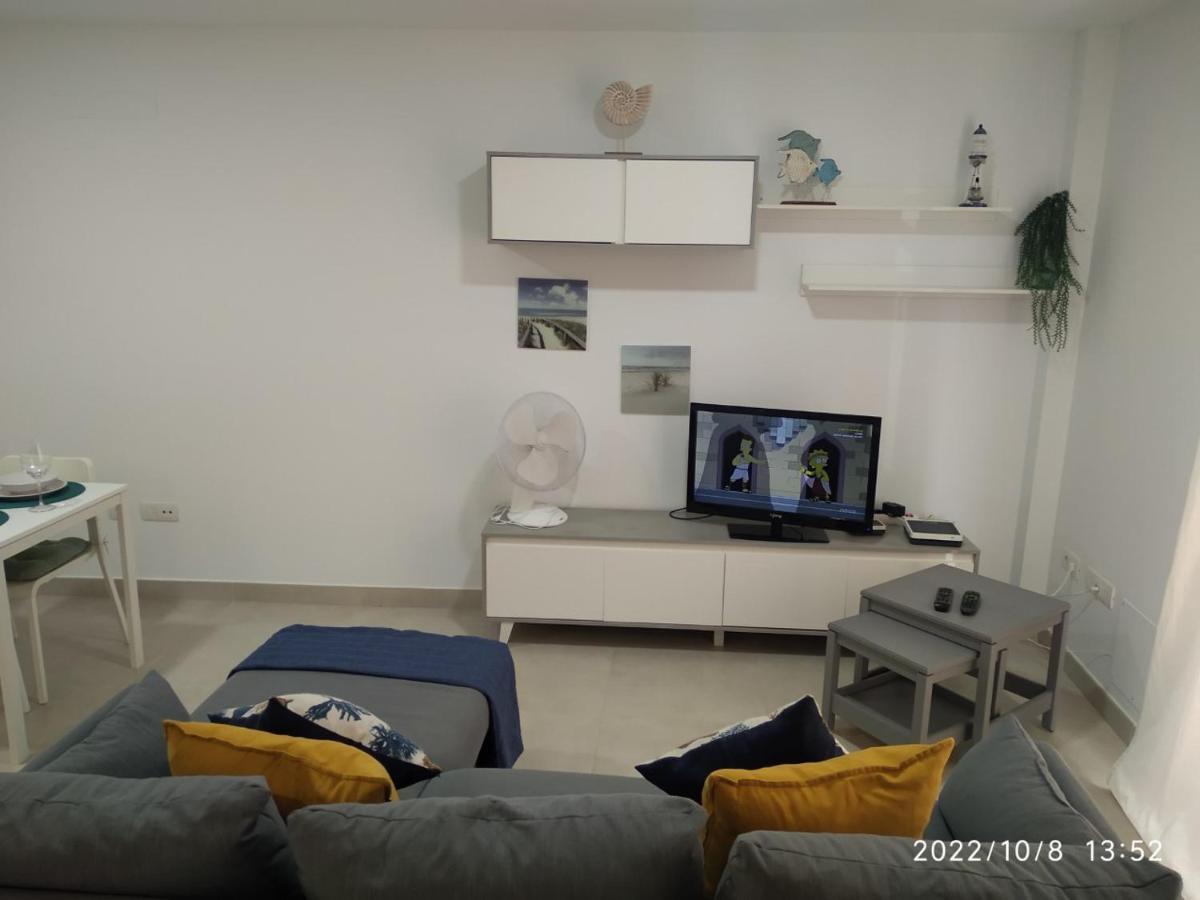 Brisas Del Medano Apartment Luaran gambar